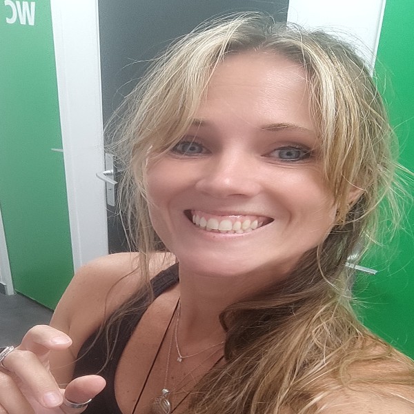AMANDINE