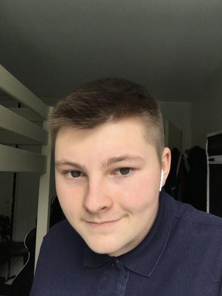 Théo