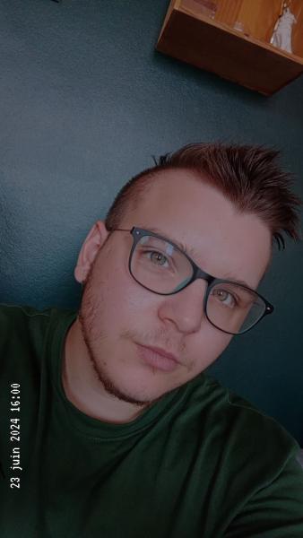 Léo
