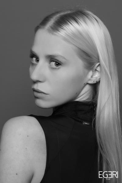 zoe