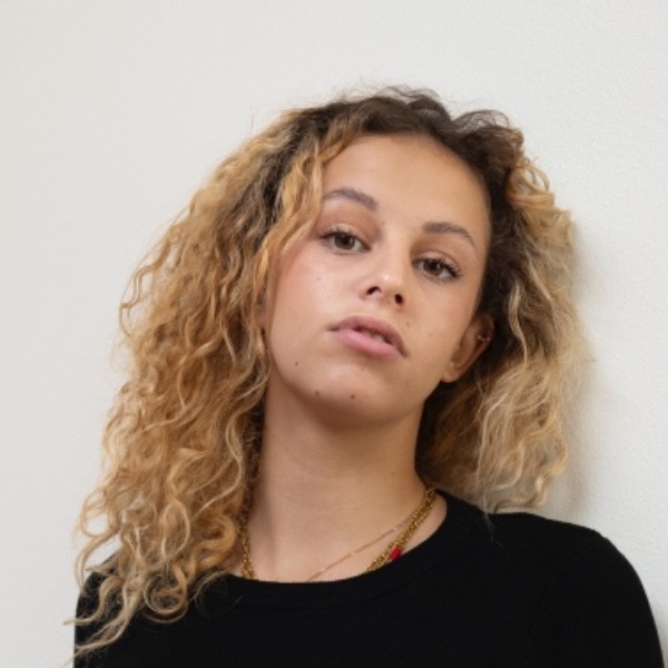 Angèle