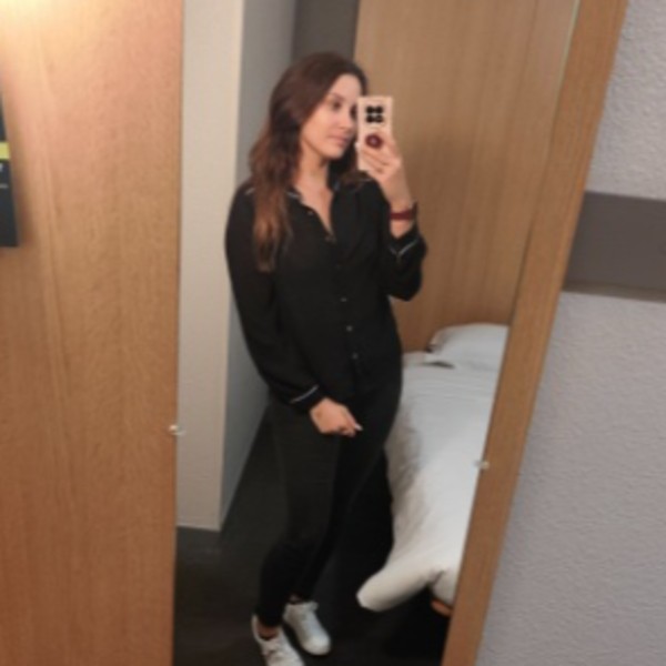 laura