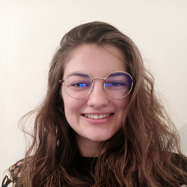 laura